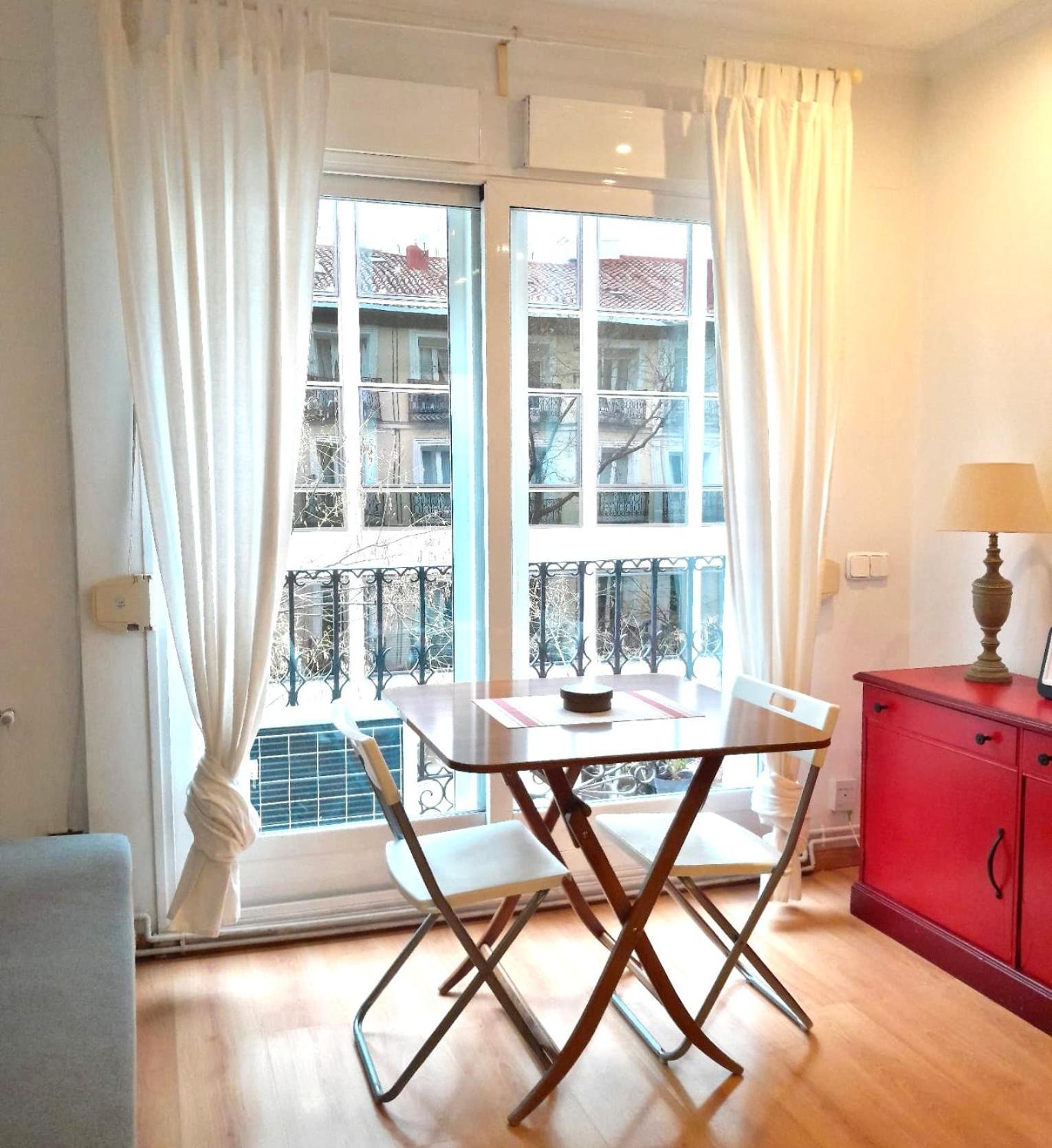 Apartamento Con Encanto Y Luz En Pleno Centro Madri Exterior foto